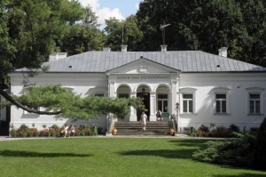 Muzeum Jana Kochanowskiego w Czarnolesie. Fot. Wikipedia.org